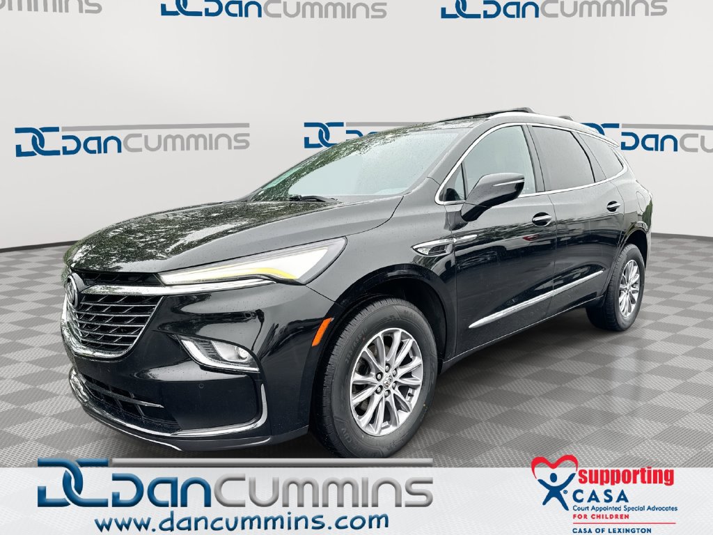 Used 2023 Buick Enclave Essence FWD image 1