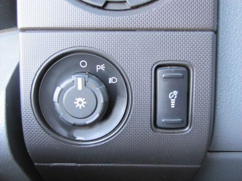 Used 2011 Ford F250 XL w/ Snow Plow Prep Pkg image 26