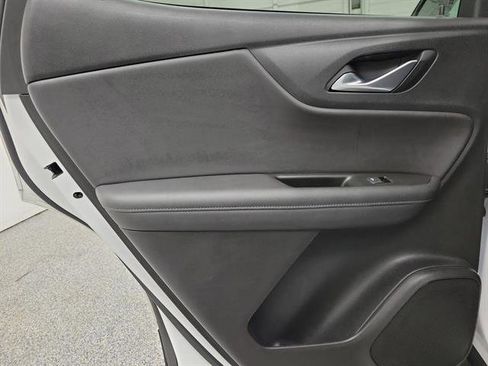 Used 2021 Chevrolet Blazer LT image 8