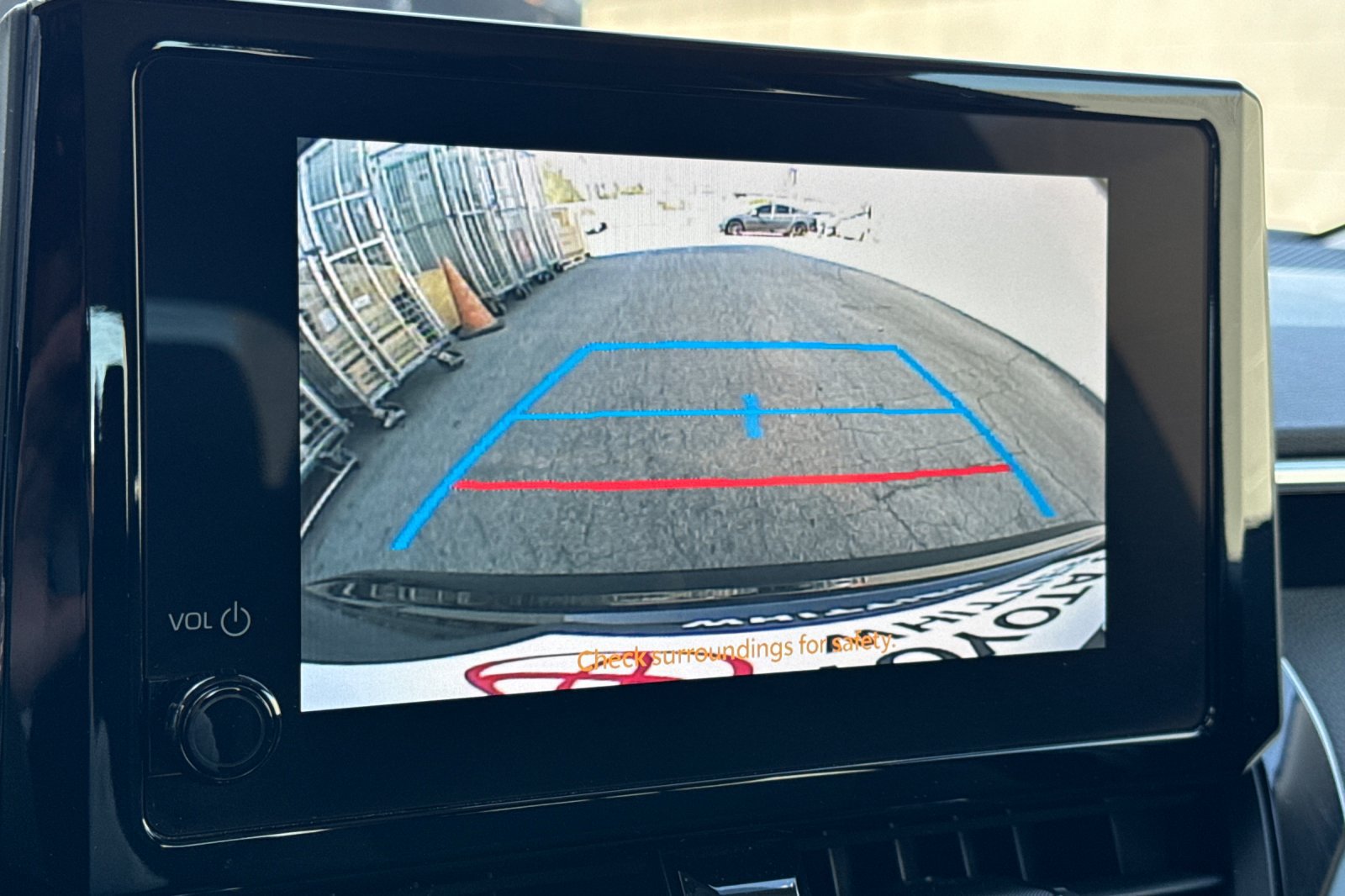 Used 2023 Toyota Corolla LE w/ Carpet Mat Package (TMS) FWD image 25