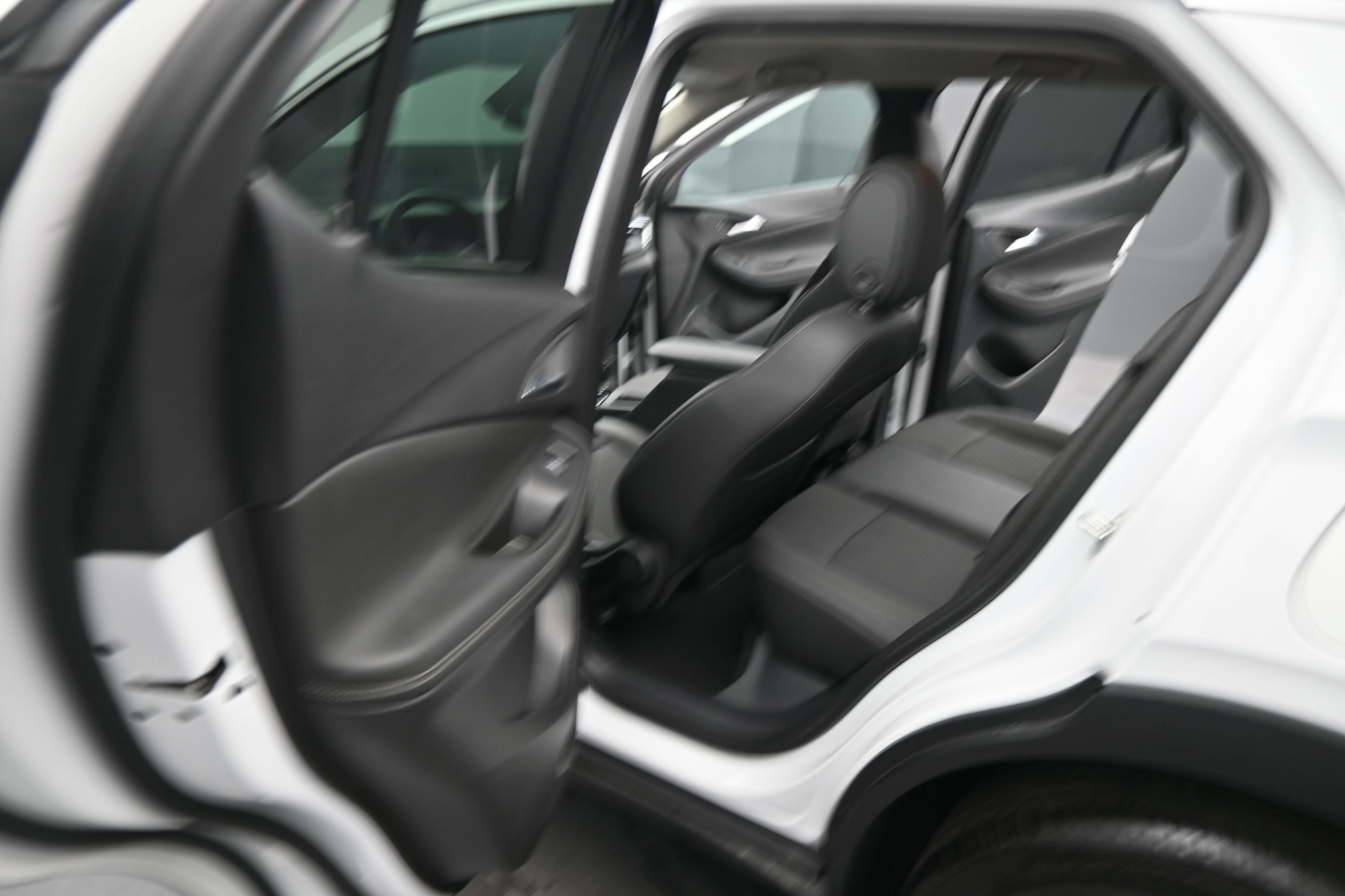 Certified 2025 Buick Encore GX Preferred FWD image 17