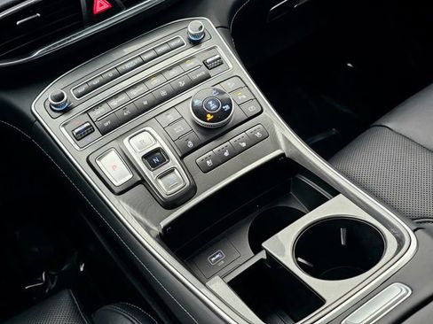 Used 2023 Hyundai Santa Fe Calligraphy image 32