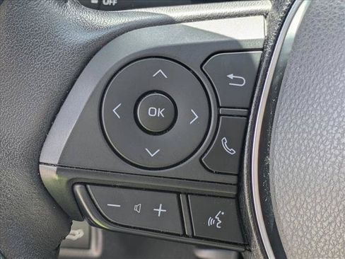 Used 2022 Toyota RAV4 XLE Premium AWD/4WD image 13