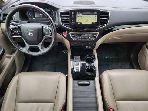 Used 2020 Honda Pilot Touring image 27