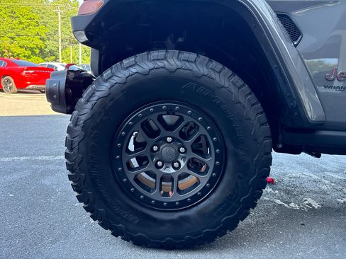 Used 2021 Jeep Wrangler Unlimited Rubicon w/ Xtreme Recon 35" Tire Package AWD/4WD image 10