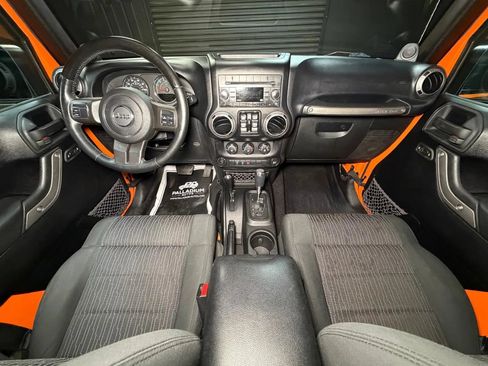 Used 2012 Jeep Wrangler Unlimited Sport AWD/4WD image 17
