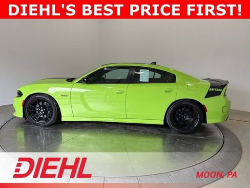 Used 2023 Dodge Charger Scat Pack w/ Daytona Edition Group RWD image 4