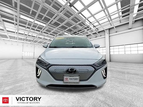 Used 2021 Hyundai Ioniq SE image 9
