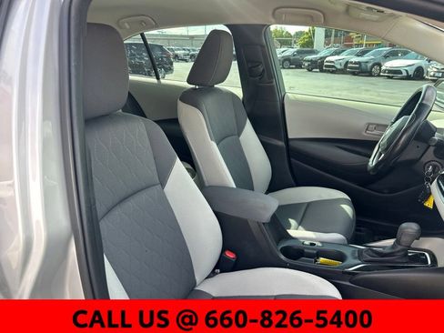 Used 2025 Toyota Corolla LE FWD image 6