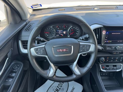 Used 2024 GMC Terrain SLE FWD image 12