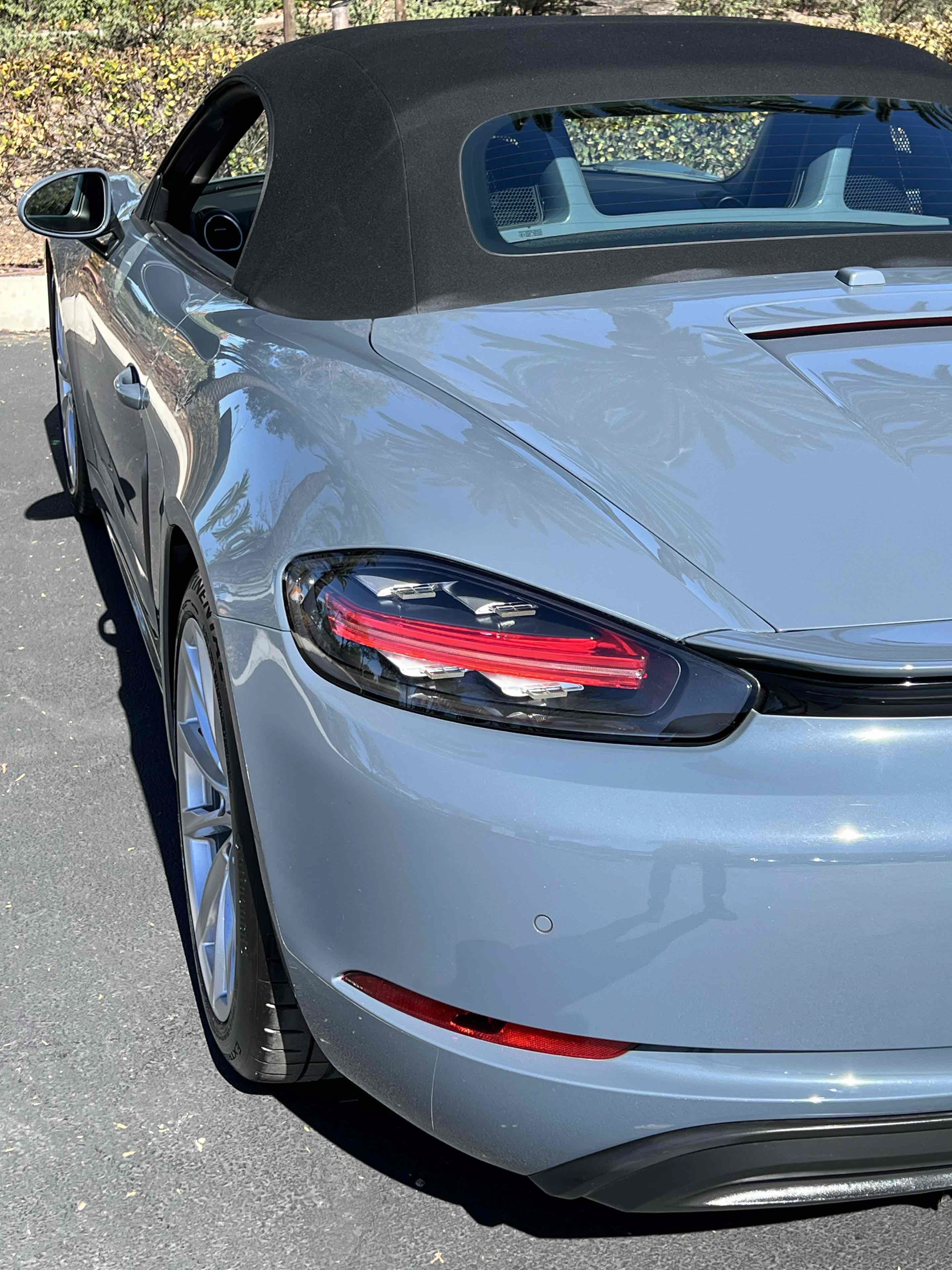 Used 2017 Porsche 718 Boxster RWD image 17