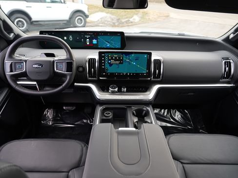 New 2026 Ford Expedition Max Platinum w/ Stealth Appearance Package image 22
