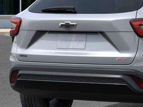 New 2026 Chevrolet Trax RS w/ Sunroof Package image 14