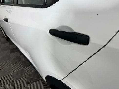 Used 2022 Nissan Kicks S image 24