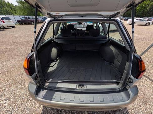 Used 2003 Subaru Outback Wagon AWD/4WD image 25