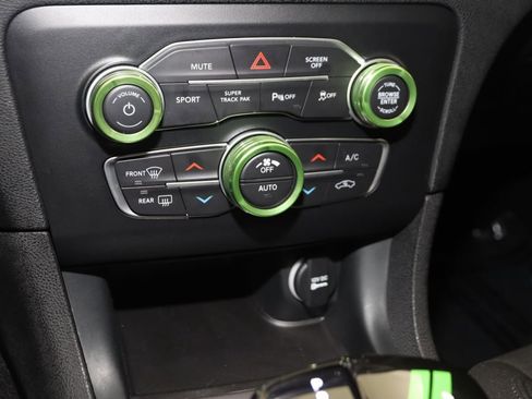 Used 2023 Dodge Charger R/T w/ Blacktop Package image 28