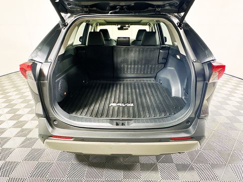 Used 2025 Toyota RAV4 Limited w/ Advanced Technology Package AWD/4WD image 31