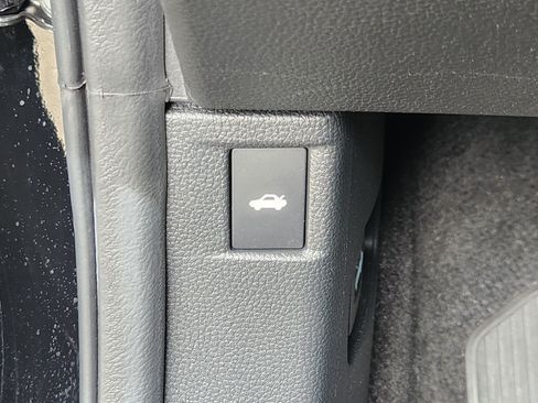 Certified 2026 Honda Accord LX image 24