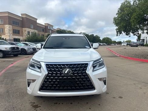 Used 2023 Lexus GX 460 Luxury w/ Accessory Package AWD/4WD image 2