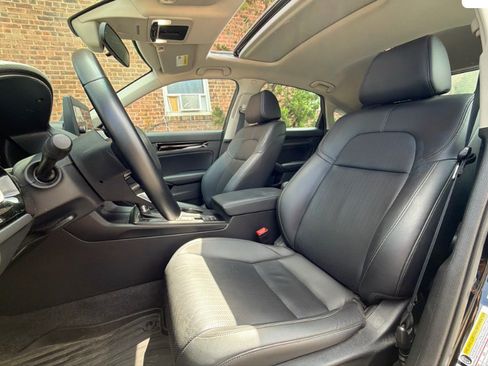 Used 2024 Honda Civic EX-L image 6