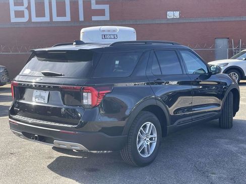 New 2026 Ford Explorer Active w/ Active Comfort Package RWD image 2