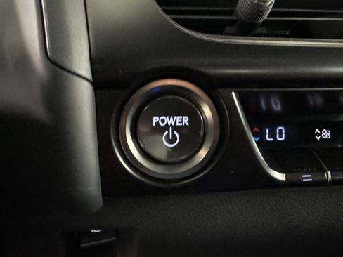 Used 2024 Lexus UX 250h FWD image 17