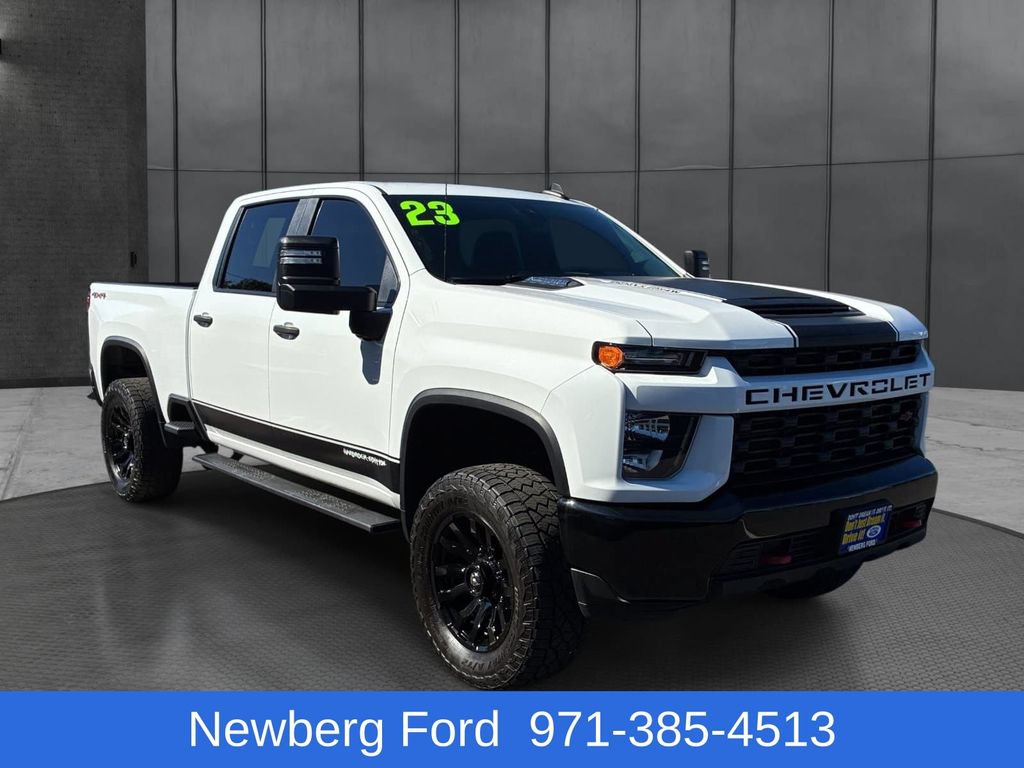 Used 2023 Chevrolet Silverado 2500 Custom w/ Custom Value Package AWD/4WD image 3