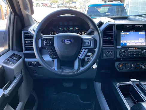 Used 2017 Ford F150 XL w/ Equipment Group 101A Mid image 5