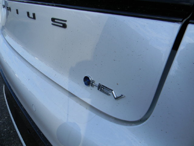 New 2026 Toyota Prius XLE FWD image 8