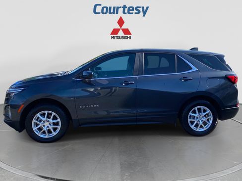 Used 2023 Chevrolet Equinox LT AWD/4WD image 2