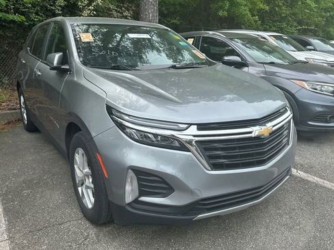 Used 2023 Chevrolet Equinox LT w/ LPO, Floor Liner Package image 1