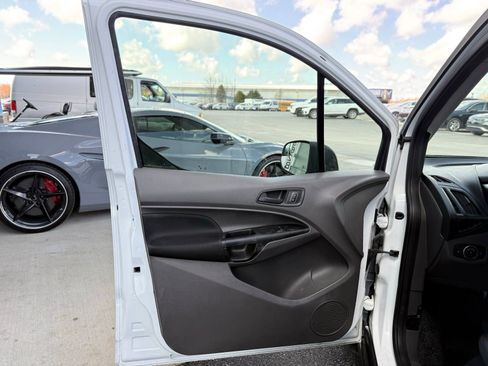 Used 2021 Ford Transit Connect XL FWD image 16