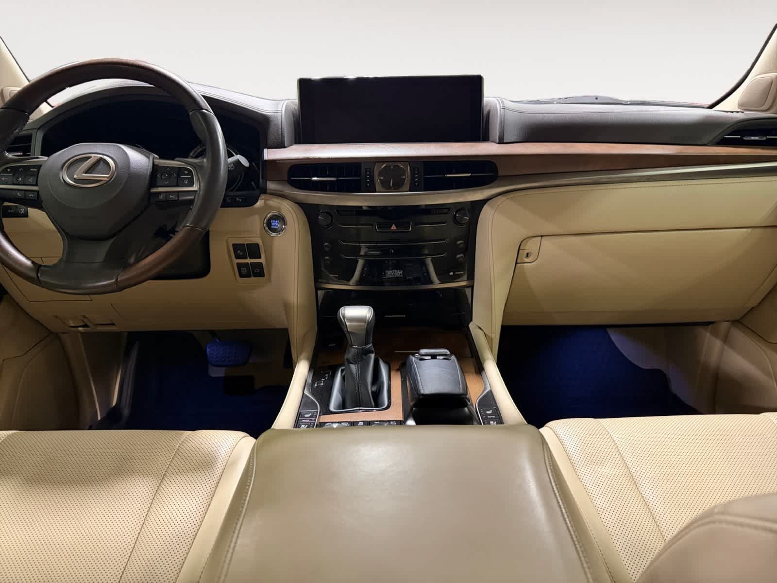 Used 2018 Lexus LX 570 4WD w/ Luxury Package image 11