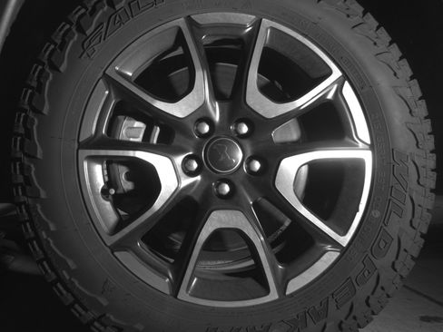 Used 2025 Jeep Compass Trailhawk image 12