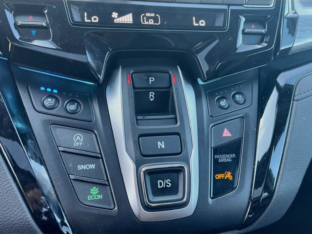 Used 2024 Honda Odyssey Elite image 16