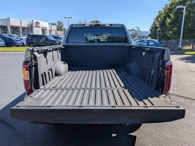 Used 2024 Toyota Tundra Platinum AWD/4WD image 10
