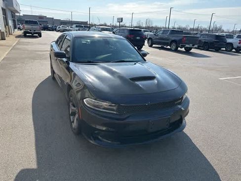 Used 2018 Dodge Charger R/T w/ Plus Group image 25