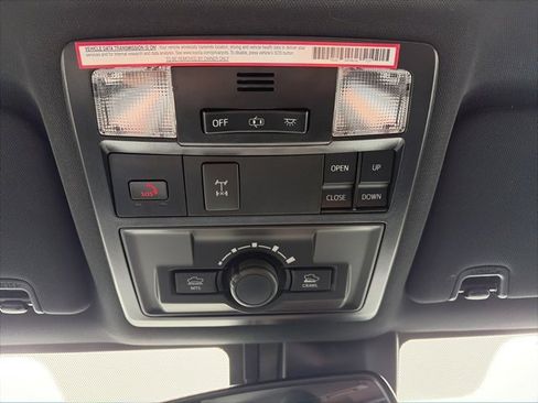 Used 2023 Toyota Tacoma TRD Off-Road image 29