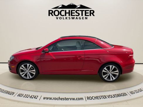 Used 2013 Volkswagen Eos Lux FWD image 3
