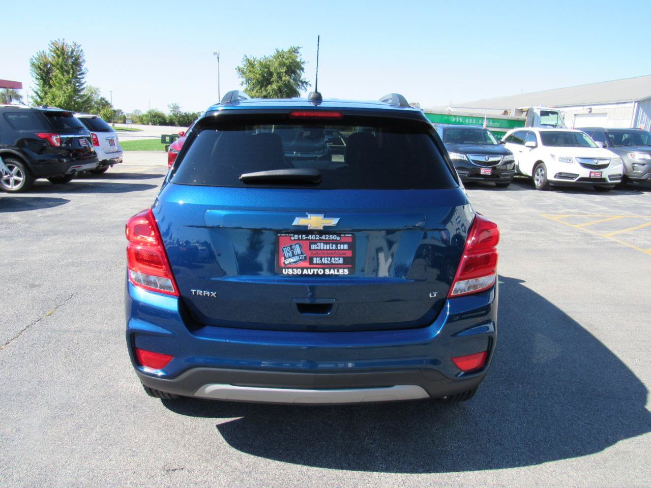 Used 2019 Chevrolet Trax LT w/ LT Convenience Package FWD image 5