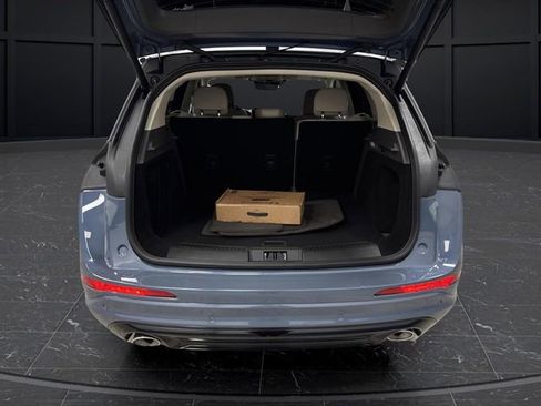 Used 2024 Lincoln Corsair Grand Touring w/ Equipment Group 301A image 16