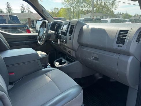 Used 2021 Nissan NV 2500 SV w/ Navigation Package RWD image 17