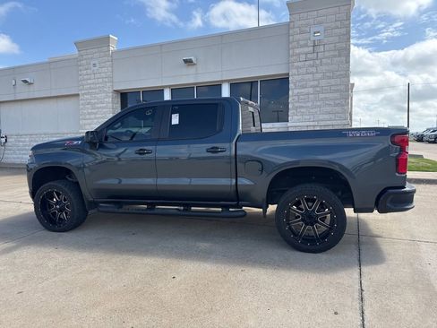 Used 2019 Chevrolet Silverado 1500 LT Trail Boss image 9