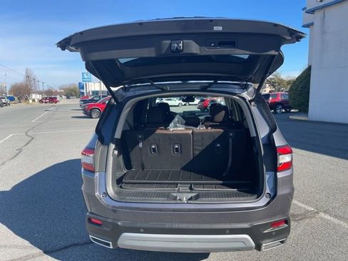 Used 2025 Honda Pilot Elite image 9