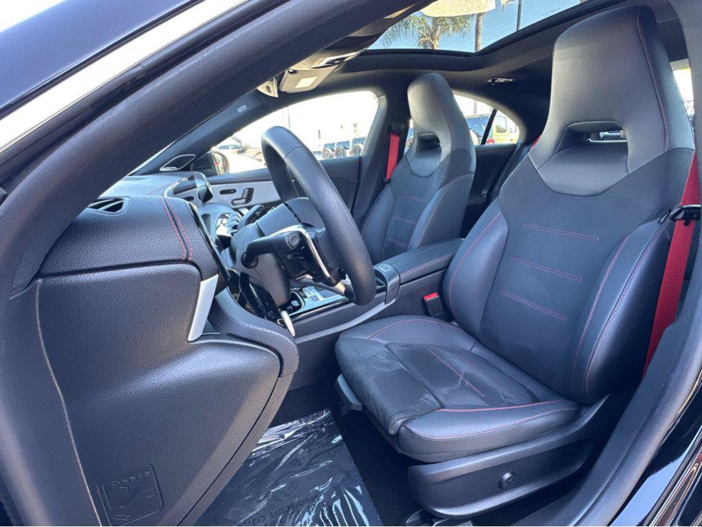 Used 2025 Mercedes-Benz CLA 35 AMG 4MATIC image 8