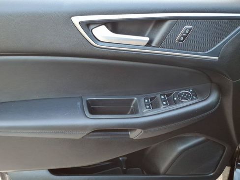 Certified 2024 Ford Edge SEL AWD/4WD image 9