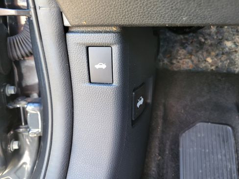 Certified 2023 Honda Accord EX image 20