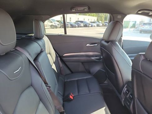 Used 2024 Cadillac XT4 Premium Luxury image 33