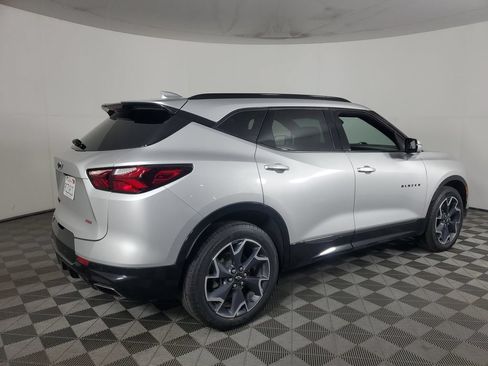 Used 2021 Chevrolet Blazer RS w/ Enhanced Convenience Package FWD image 4