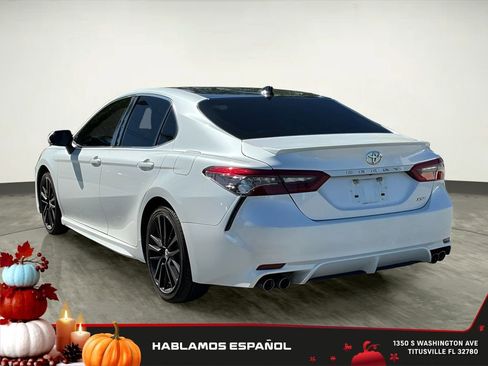 Used 2021 Toyota Camry XSE image 6